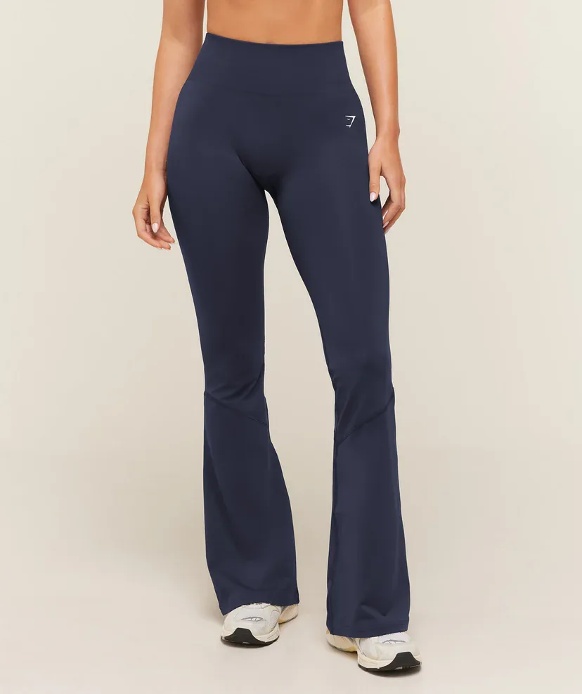Everyday Seamless Flare in Heavy Blue